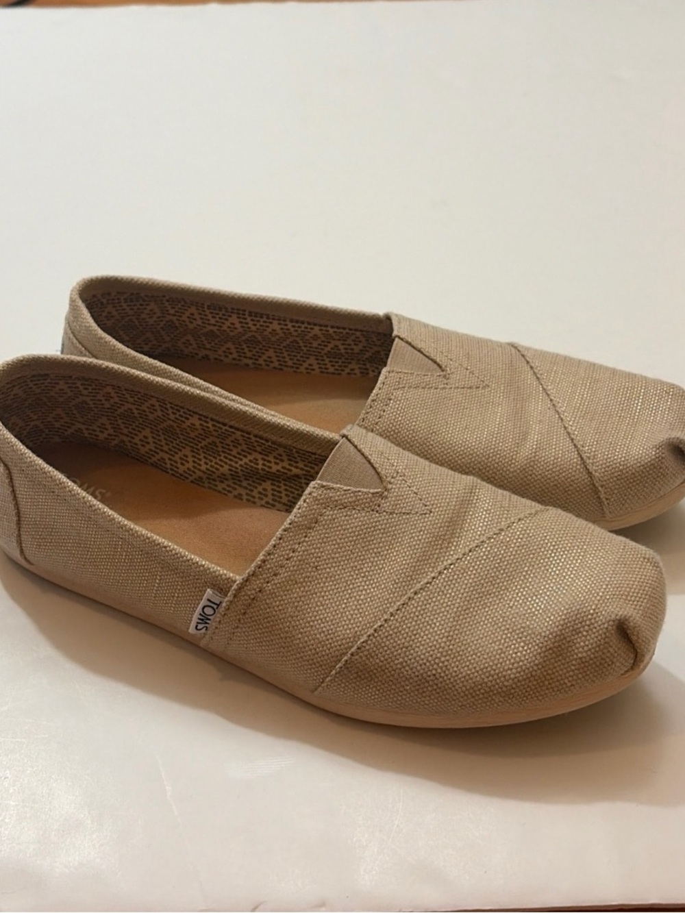Toms Women's Size 11 Metallic Gold/ Natural Tan Canvas Slip-On Shoes